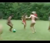 Sexy Luder spielen Fußball