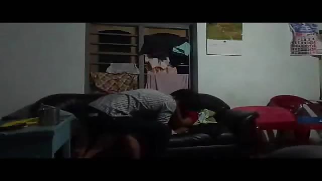 Amateurvideo zeigt Neffen, der seine Tante durchfickt
